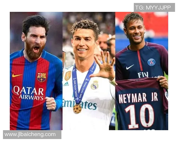 从童年到巨星见证足球球星成长的珍贵合影瞬间 从童年到巨星见证足球球星成长的珍贵合影瞬间